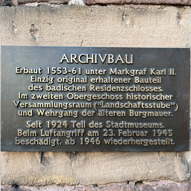 Archibau mit historischer Landschaftsstube im 2OG